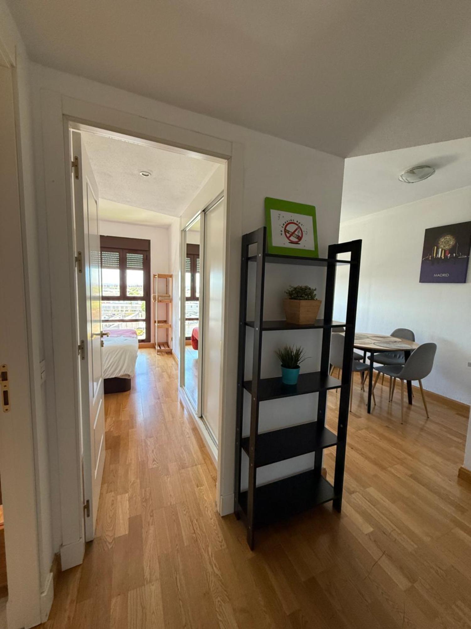 Apartment Calido Con Piscina Y Garaje Madrid
